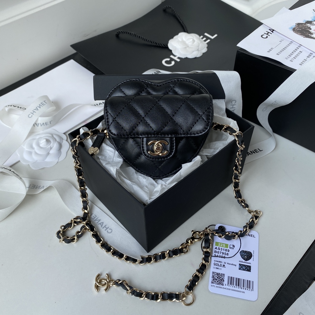 Chanel Spring/Summer 2022 Black Lambskin Heart Clutch With Chain