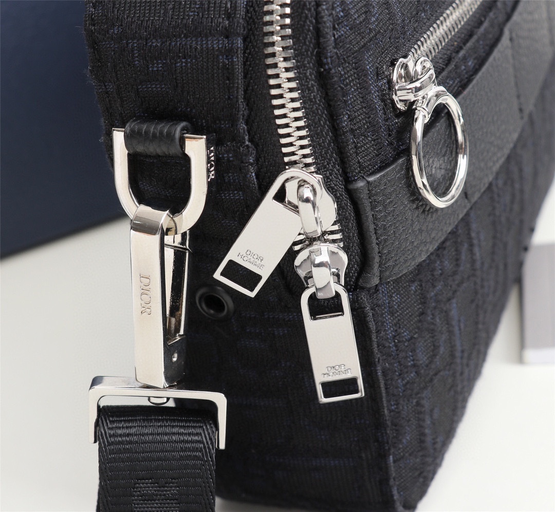 Dior Safari Messenger Oblique Navy Black in Jacquard Canvas/Grained  Calfskin with Silver-tone - US